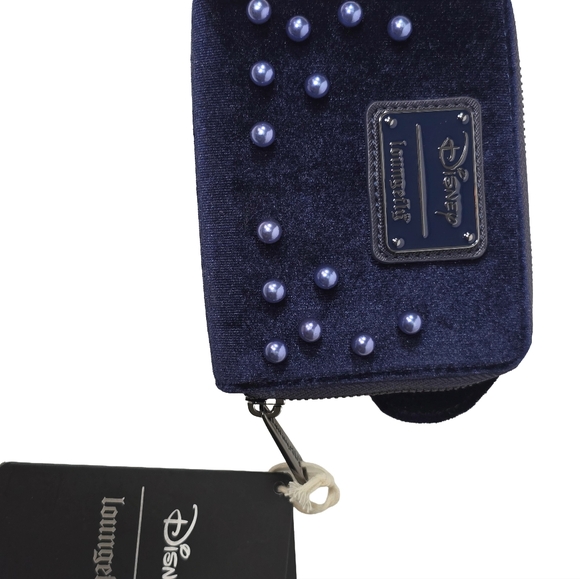 Loungefly Disney Blue Velvet Pearl Ears Wallet Nwt - Picture 3 of 4